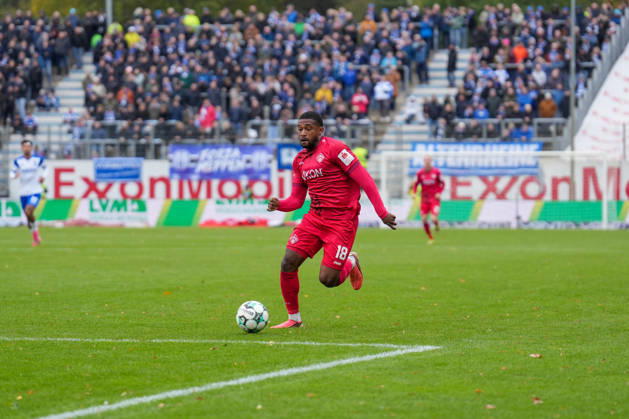 Germany Soccer 3rd Division 2026–2027, Matchday 11: SV Meppen vs. FC Würzburger Kickers at Emslandstadion, Meppen; Franck Evina (Würzburger Kickers), 18 Copyright: xTillxvanxDorstenx