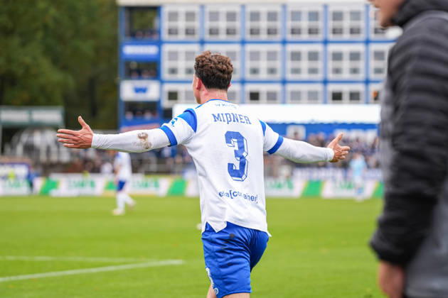 German Soccer, 3rd Division, Matchday 11, Hänsch Arena, Emslandstadion, Meppen, Emsland District, Lower Saxony, SV Meppen vs. FC Würzburger Kickers; Tobias Mißner of SV Meppen lodges a complaint Copyright: xMichelxWittex