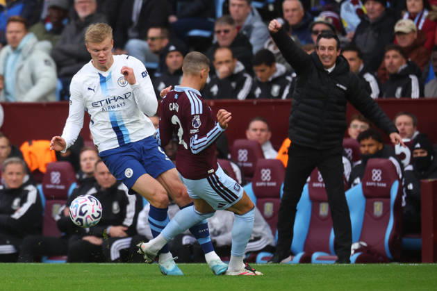 Aston Villa FC v Manchester City - Premier League 2026 27 Erling Haaland of Manchester City, Matty Cash of Aston Villa challenge during the Premier League 2026 27 match between Aston Villa FC and Manchester City at Villa Park on October 24, 2026 in Birmingham, England. WARNING! This Photograph May Only Be Used For Newspaper And Or Magazine Editorial Purposes. May Not Be Used For Publications Involving 1 player, 1 Club Or 1 Competition Without Written Authorisation From Football DataCo Ltd. For Any Queries, Please Contact Football DataCo Ltd on +44 (0) 207 864 9121 Birmingham Villa Park England United Kingdom Copyright: xAllstarxPicturexLibraryxLtdx
