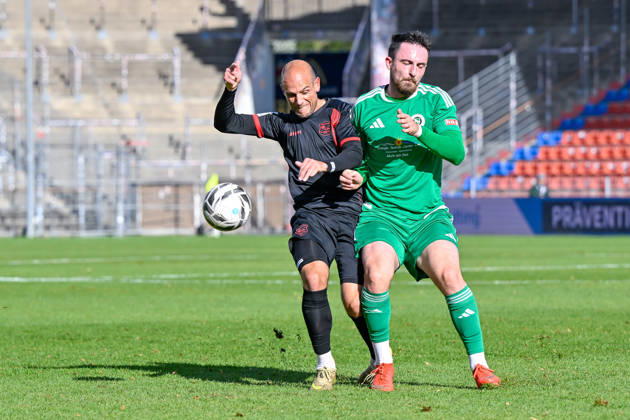 v li Manuel Stiefler Unterhaching, 8 Dino Nuhanovic Ansbach, 7 in a one-on-one, duel, tackle, dynamic, action, 24 10 2026, Unterhaching, Germany, soccer, Bavarian Regional League, SpVgg Unterhaching vs. SpVgg Ansbach xslx