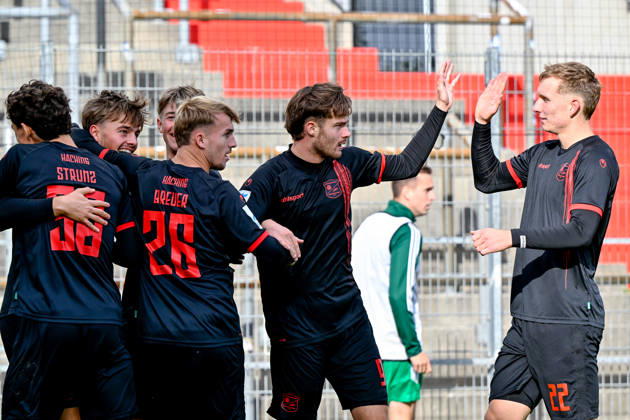 Unterhaching players celebrating a goal, cheering, goal celebration, goal scored, celebrate the goal, goal, celebration, Cheering over the goal that made it 2–1 by Jeroen Krupa, Unterhaching, 9–2, optimistic, action, October 24, 2026, Unterhaching, Germany, soccer, Bavarian Regional League, SpVgg Unterhaching vs. SpVgg Ansbach xslx