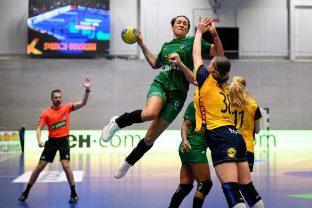 Handball, International Friendly, Sweden vs. Brazil, October 24, 2024: Patricia Matieli of Brazil during the international friendly handball match between Sweden and Brazil on October 24, 2026 in Jönköping. Photo by Carl Sandin, BILDBYRÅN, code CS CS0996. handball, Swedish national handball team, Sweden, Brazil, women s handball, BBENG  Copyright: CARLxSANDIN BB261024CS050