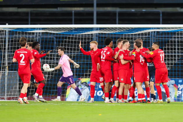 October 24, 2026, Soccer, Men s, Regionalliga Nord, Matchday 15, VfB Oldenburg vs. HSC Hannover: Celebration of the 0–1 goal by Fabian Weigel 4 HSC Hannover