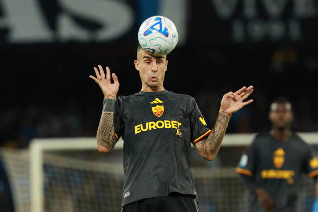 Roma’s Gianluca Mancini during the Serie A soccer match between Napoli and Roma at the Diego Armando Maradona Stadium in Naples, southern italy - Saturday , October 24, 2026. - Soccer .  Copyright: xAlessandroxGarofalo LaPressex