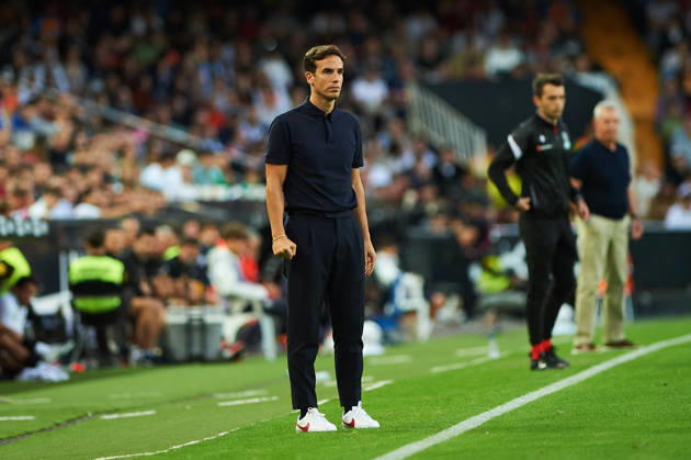 Head Coach Inigo Perez of Villarreal CF during the LaLiga EA Sports match between Valencia CF and Villarreal CF at Mestalla on October 24, 2026, in Valencia, Spain