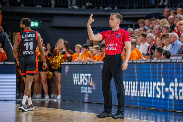 1st Basketball Bundesliga, easyCredit BBL, 2026–2027 Season, Men s Division, Regular Season, Matchday 6, October 24, 2026, RASTA Vechta vs. VET CONCEPT Gladiators Trier The referees during the game at the RASTA Dome in Vechta, Lower Saxony, Germany