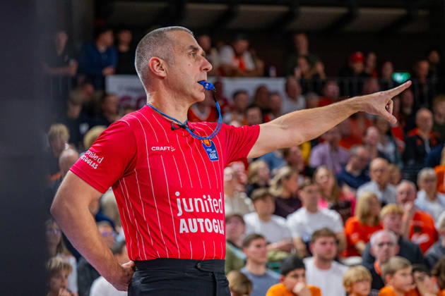 1st Basketball Bundesliga, easyCredit BBL, 2026–2027 Season, Men s Division, Regular Season, Matchday 6, October 24, 2026, RASTA Vechta vs. VET CONCEPT Gladiators Trier; Robert Lottermoser, BBL referee, during the game at the RASTA Dome in Vechta, Lower Saxony, Germany
