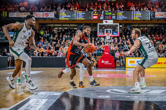 1st Basketball Bundesliga, easyCredit BBL, 2026–2027 Season, Men s Division, Regular Season, Matchday 6, October 24, 2026, RASTA Vechta vs. VET CONCEPT Gladiators Trier, Matt Lewis 11, RASTA Vechta in action, Vechta RASTA Dome, Lower Saxony, Germany