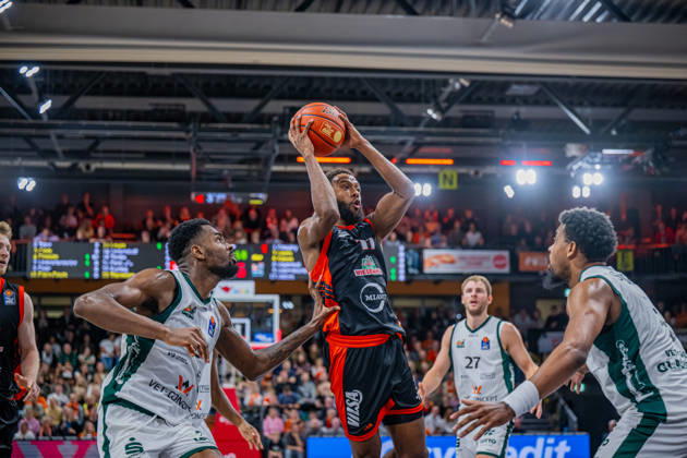 1st Basketball Bundesliga, easyCredit BBL, 2026–2027 Season, Men s Division, Regular Season, Matchday 6, October 24, 2026, RASTA Vechta vs. VET CONCEPT Gladiators Trier, Matt Lewis 11, RASTA Vechta in action, Vechta RASTA Dome, Lower Saxony, Germany