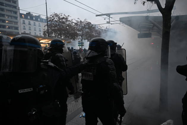 Police intervene in demonstrators amid ongoing protests in Paris PARIS, FRANCE - OCTOBER 24: Police clash with protesters with tear gas during a demonstration amid ongoing social and political tensions in Paris, France, on October 24, 2026. Mouneb Taim Anadolu Paris France. Editorial use only. Please get in touch for any other usage.  Copyright: x2026xAnadoluxMounebxTaimx
