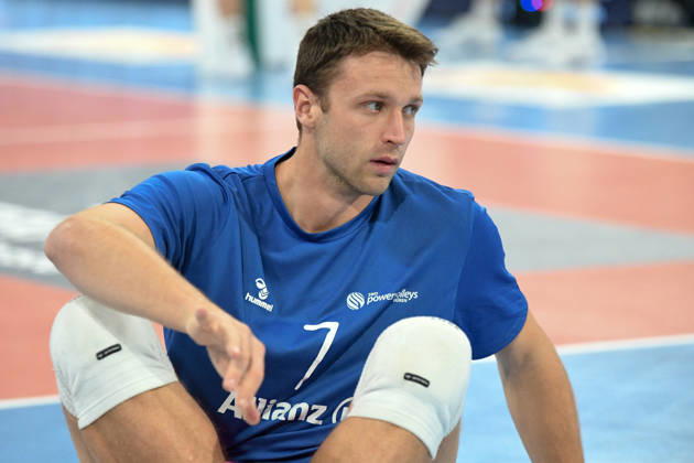 Jordan Alex Canham, Powervolleys Düren, 7 during warm-ups, single frame, action, October 24, 2026, Düren, Germany, volleyball, Men s Bundesliga 1, regular season, SWD Powervolleys Düren vs. WWK Volleys Munich xmhx