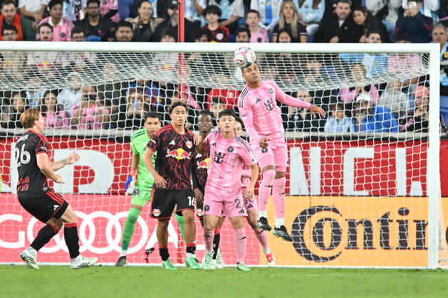 October 24, 2026, Harrison, New Jersey, United States of America: Harrison, New Jersey United States of America. 24 Oct, 2026. Inter Miami CF midfielder CASEMIRO (5) in action at Sports Illustrated Stadium New York Red Bulls defeat Inter Miami CF 2 to 0. Credit: , Jr. Zuma Press MLS, Fussball Herren, USA 2026: New York Red Bulls 2:0 Inter Miami CF  - ZUMAa301 20261024_aaf_a301_031 Copyright: xBrooksxVonxArxx