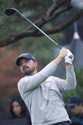 October 25, 2026, Cheonan, Chungnam, SOUTH KOREA: Oct 25, 2026-Cheonan, South Korea-Brandon ROBINSON THOMPSON of England action on 1th Tee during a DP World Tour Genesis Championship Final Round at Woo Jeong Hills CC in Cheonan, South Korea. Cheonan SOUTH KOREA - ZUMAr168 20261025_aap_r168_052 Copyright: xRyuxSeung-Ilx