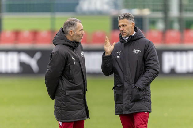 GER, Leipzig, Soccer, RB Leipzig public training session—pictured from left: Jan Zimmermann, assistant coach; Martin Demichelis, head coach of RB Leipzig, October 25, 2026, RB Leipzig Academy Training, Cottaweg, Leipzig. DFL and DFB regulations prohibit any use of photographs as image sequences and or quasi-video, Copyright: HMBxMedia PaulxFritz