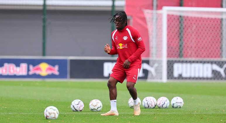 RB Leipzig Training, Bundesliga, Leipzig, October 25, 2026, RBL Academy Training Center, Soccer, Bundesliga, RB Leipzig Training, Pictured: Johan Bakayoko 11, RB Leipzig, Picture Point
