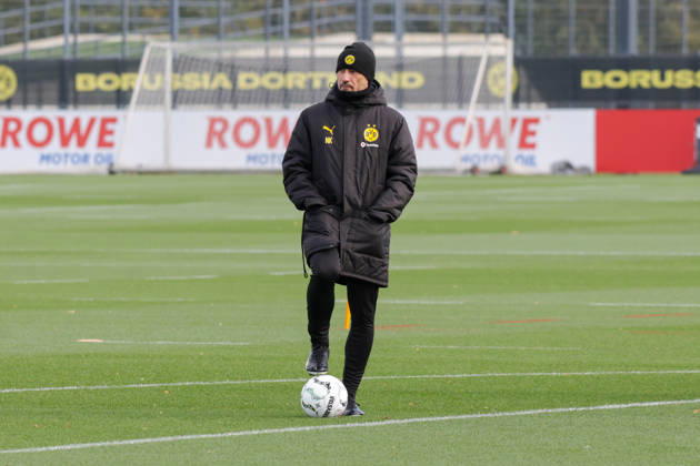 October 25, 2026, xgrfx, Soccer, Bundesliga 1, Borussia Dortmund Training, from left: Niko Kovac, Borussia Dortmund, Dortmund