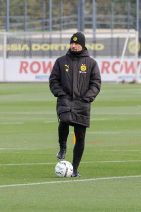 October 25, 2026, xgrfx, Soccer, Bundesliga 1, Borussia Dortmund Training, from left: Niko Kovac, Borussia Dortmund, Dortmund