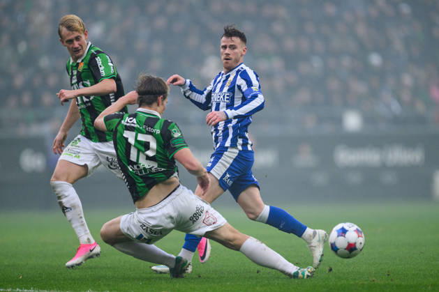 Soccer, Allsvenskan, GAIS vs. IFK Göteborg, October 25, 2026: GAIS s Henry Sletsjøe and IFK Göteborg s Tobias Heintz during the Allsvenskan soccer match between GAIS and IFK Göteborg on October 25, 2026, in Gothenburg  Copyright: CARLxSANDIN BB261025CS041