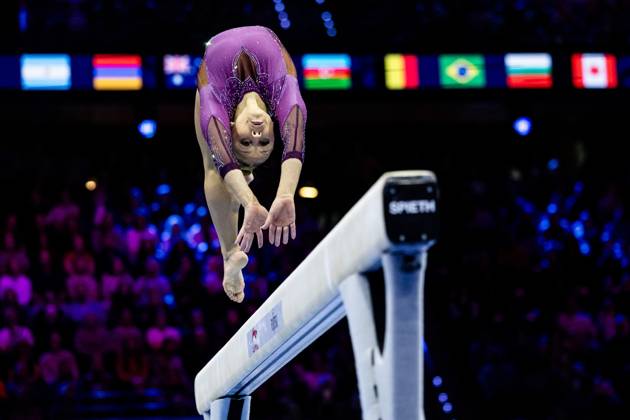 ROTTERDAM - Flavia Saraiva (BRA) during the balance beam apparatus final at the World Gymnastics Championships in Rotterdam Ahoy. IRIS VAN DEN BROEK ANP xVIxANPxSportx xxANPxIVx 573608839 originalFilename: 573608839.jpg