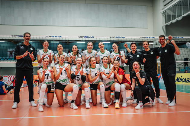 Women s Volleyball, 2026–2027 Season, DEKRA 1 Volleyball Bundesliga: ETV Hamburger Volksbank Volleys vs. USC Münster, October 25, 2026. Team photo of Münster after their victory over ETV Hamburg at the CU Arena in Hamburg, Germany.