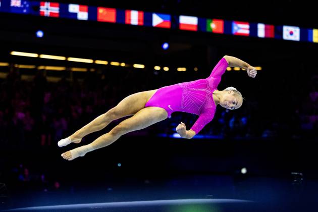 ROTTERDAM - Claire Pease (USA) during the floor apparatus final at the World Gymnastics Championships in Rotterdam Ahoy. IRIS VAN DEN BROEK ANP xVIxANPxSportx xxANPxIVx 573622744 originalFilename: 573622744.jpg