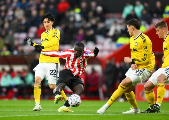 Brian Brobbey of Sunderland fires a shot at goal Sunderland v Leeds United, Premier League, Football, Stadium of Light, Sunderland, Tyne & Wear, UK - 25 Oct 2026Sunderland Stadium of Light Tyne & Wear United Kingdom EDITORIAL USE ONLY No use with unauthorised audio, video, data, fixture lists, club league logos or live services. Online in-match use limited to 120 images, no video emulation. No use in betting, games or single club league player publications. Copyright: xRichardxLee Shutterstockx 17234649ak