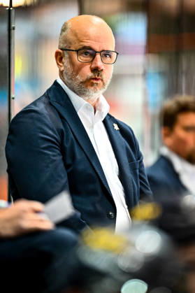 Stefan Nyman, Head Coach, Iserlohn Roosters, GER, Iserlohn Roosters vs. Nuremberg Ice Tigers, Ice Hockey, Penny DEL, Matchday 12, 2026–2027 Season, October 25, 2026, GER, Iserlohn Roosters vs. Nuremberg Ice Tigers, Ice Hockey, Penny DEL, Matchday 12, 2026–2027 Season, October 25, 2026, Iserlohn Copyright: xJonasxBrockmann Eibner-Pressefotox EP_JBN