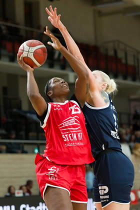 Marcavia Keirra Jashun Sanders Shavers HTC, 25, Marta Miscenko Lions, 13 points in Lions vs. Herner TC, Women’s Basketball, 1st Bundesliga, DBBL, Matchday 4 of the 2026–27 season, October 25, 2026, SWH Arena, Saxony-Anhalt, Germany