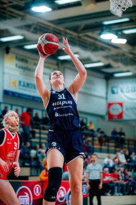 BB 1BL Halfit Lions vs. Herner TC Paula Wenemoser Halfit Lions during the 2026–2027 season in the DBBL Toyota Women s Basketball Bundesliga between the Halfit Lions and Herner TC at the SWH Arena on October 25, 2026, in Halle (Saale), Saxony-Anhalt, Germany
