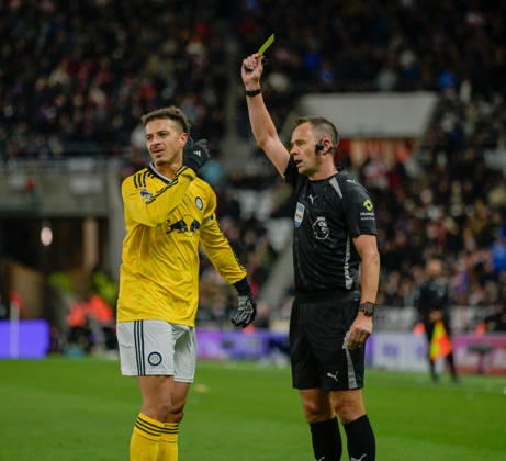 Sunderland v Leeds United, Premier League, Football, Stadium Of Light, Sunderland UK - 25 Oct 2026 Ethan Ampadu of Leeds United BOOKED - YELLOW CARD Sunderland Stadium Of Light Tyne and Wear UK, UK NEWSPAPERS OUT Copyright: xAdamxCookx