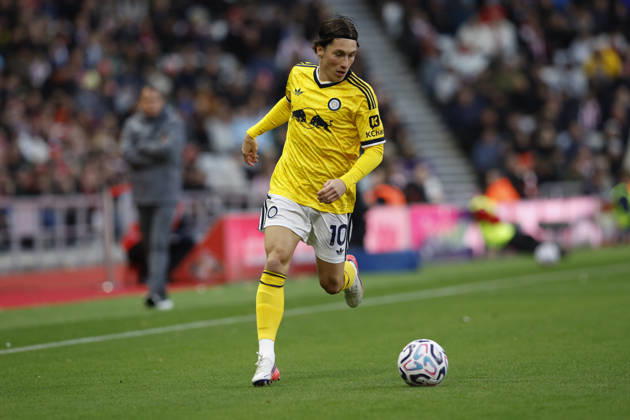 Sunderland v Leeds United, Premier League Harry Wilson of Leeds United controls play during the Sunderland v Leeds United Premier League match at the Stadium of Light, Sunderland, England on 25 October 2026 Credit: Craig Cowan Every Second Media Editorial use only. All images are copyright Every Second Media Limited. No images may be reproduced without prior permission. All rights reserved. Premier League and Football League images are subject to licensing agreements with Football DataCo Limited. see https: www.football-dataco.com Copyright: xIMAGO EveryxSecondxMediax ESM-2252-0054 CraigxCowanx xEveryxSecondxMediax