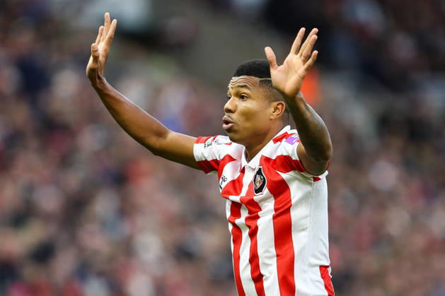 SUNDERLAND, ENGLAND, OCTOBER 25: Reinildo Mandava of Sunderland AFC gestures during a Premier League 2026-27 match between Sunderland AFC and Leeds United at the Stadium of Light on October 25, 2026 in Sunderland, England. (Photo by Zach Forster Sports Press Photo) Copyright: xZachxForster SportsxPressxPhotox Sportspressphoto_SPR267713