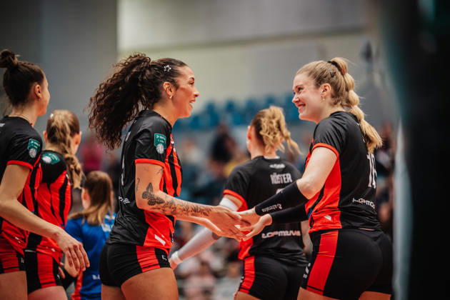 Women s Volleyball 2026–2027 Season, DEKRA 1 Volleyball Bundesliga: ETV Hamburger Volksbank Volleys vs. USC Münster, October 25, 2026, v l Tierney Danae Jackson 5, ETV Hamburger Volksbank Volleys and Vilma Julevik 16, ETV Hamburger Volksbank Volleys, Hamburg, CU Arena, Hamburg, Germany
