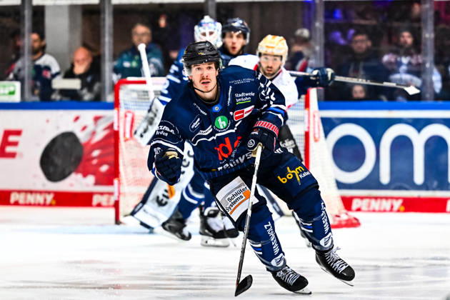 Tyler Boland, Iserlohn Roosters, 10, GER, Iserlohn Roosters vs. Nuremberg Ice Tigers, Ice Hockey, Penny DEL, Matchday 12, 2026–2027 Season, October 25, 2026, GER, Iserlohn Roosters vs. Nuremberg Ice Tigers, Ice Hockey, Penny DEL, Matchday 12, 2026–2027 Season, October 25, 2026, Iserlohn Copyright: xJonasxBrockmann Eibner-Pressefotox EP_JBN