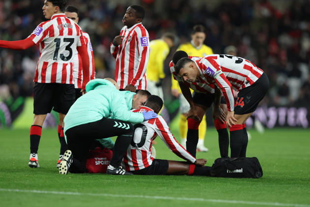 Sunderland, England, 25th October 2026. Nordi Mukiele of Sunderland injured during the Sunderland vs Leeds United Premier League match at the Stadium of Light, Sunderland. Picture credit should read: Nigel Roddis Sportimage EDITORIAL USE ONLY. No use with unauthorised audio, video, data, fixture lists, club league logos or live services. Online in-match use limited to 120 images, no video emulation. No use in betting, games or single club league player publications. SPI_024_NR_SUND_LEED SPI-5102-0024