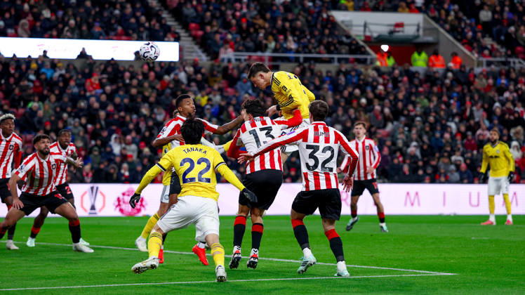 Sunderland v Leeds United, Premier League Leeds United defender Tarik MuharemoviÄ‡ (5) heads towards goal from a corner during the Premier League match between Sunderland and Leeds United at the Stadium Of Light, Sunderland, UK on 25 October 2026. Editorial use only DataCo restrictions apply See www.football-dataco.com , Copyright: xSimonxDaviesx PSI-25055-0025