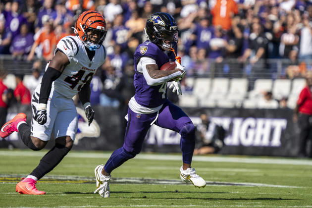BALTIMORE, MD - OCTOBER 25: Zay Flowers 4 of the Baltimore Ravens runs for a touchdown during the first quarter of an NFL, American Football Herren, USA football game between the Baltimore Ravens and the Cincinnati Bengals at M&T Bank Stadium on October 25, 2026 in Baltimore, Maryland. (Photo by Ben Hsu Icon Sportswire) NFL: OCT 25 Bengals at Ravens EDITORIAL USE ONLY Icon224261025011
