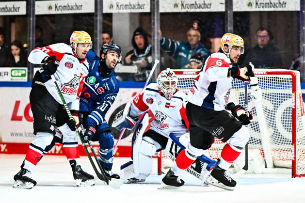 Justin Scott, Iserlohn Roosters, 20; Ryan Jones, Nuremberg Ice Tigers, 20; Julius Karrer, Nuremberg Ice Tigers, 6; Luis Janett, Nuremberg Ice Tigers, 35, GER, Iserlohn Roosters vs. Nuremberg Ice Tigers, Ice Hockey, Penny DEL, Matchday 12, 2026–2027 Season, October 25, 2026, GER, Iserlohn Roosters vs. Nuremberg Ice Tigers, Ice Hockey, Penny DEL, Matchday 12, 2026–2027 Season, October 25, 2026, Iserlohn Copyright: xJonasxBrockmann Eibner-Pressefotox EP_JBN