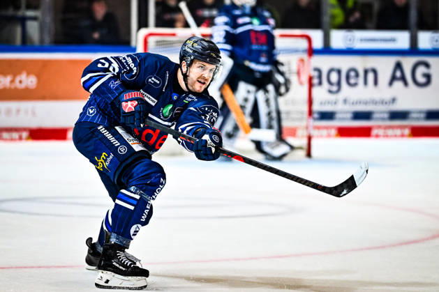 Peter Spornberger, Iserlohn Roosters, 50, GER, Iserlohn Roosters vs. Nuremberg Ice Tigers, Ice Hockey, Penny DEL, Matchday 12, 2026–2027 Season, October 25, 2026, GER, Iserlohn Roosters vs. Nuremberg Ice Tigers, Ice Hockey, Penny DEL, Matchday 12, 2026–2027 Season, October 25, 2026, Iserlohn Copyright: xJonasxBrockmann Eibner-Pressefotox EP_JBN