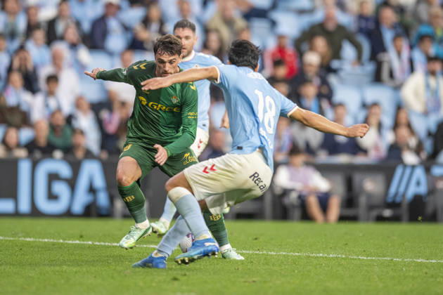 R.C. Celta vs. Real Betis in La Liga EA Sports,Matchday 10: Troy Parrott of Real Betis during Matchday 10 of La Liga EA Sports: R.C. Celta vs. Real Betis on October 25, 2026, at Abanca Balaidos Stadium in Vigo, Pontevedra, Spain Copyright: xLuisxlorenzox