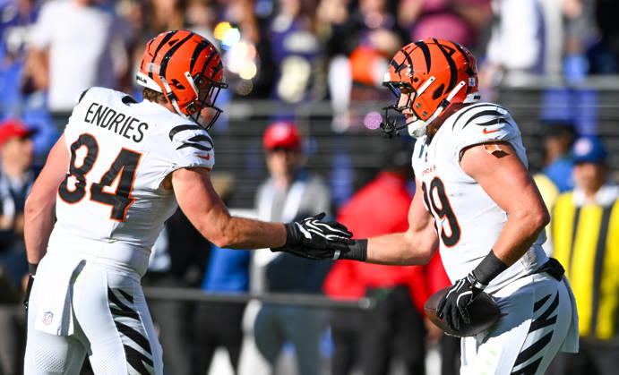 Cincinnati Bengals tight end Drew Sample (89) celebrates with tight end Jack Endries (84) after a pass completion leading to a touchdown against the Baltimore Ravens during the fourth quarter at M&T Bank Stadium in Baltimore, Maryland, on Sunday, October 25, 2026. Cincinnati won 35-13.  BAL20261025111 DAVIDxTULIS