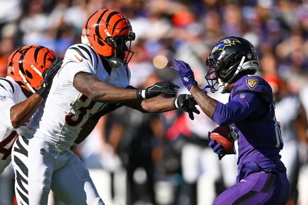Baltimore Ravens wide receiver LaJohntay Wester (10) is stopped by Cincinnati Bengals safety PJ Jules (37) on a kickoff return during the fourth quarter at M&T Bank Stadium in Baltimore, Maryland, on Sunday, October 25, 2026. Cincinnati won 35-13.  BAL20261025121 DAVIDxTULIS