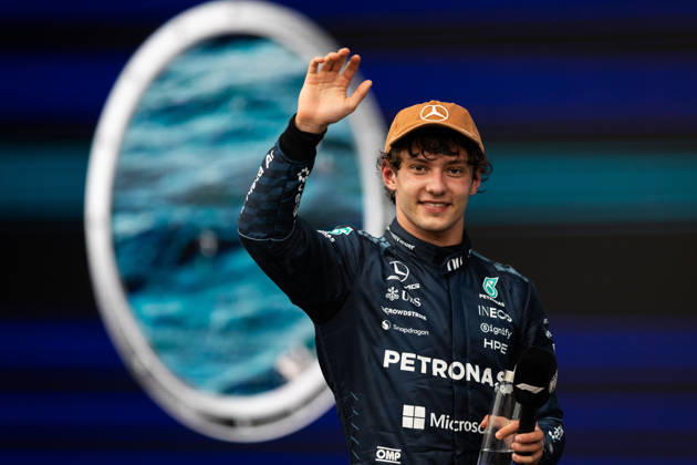 F1 - UNITED STATES GRAND PRIX 2026 KIMI ANTONELLI Andrea (ita), Mercedes AMG F1 Team W16, portrait, celebration during the 2026 Formula 1 United States Grand Prix, 18th round of the 2026 Formula One World Championship, WM, Weltmeisterschaft from October 23 to 25, 2026 on the Circuit of the America, in Austin, Texas, United States of America - AustinUnited States  Copyright: xAndrÃ xFerreirax