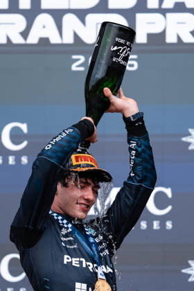 AUSTIN, UNITED STATES, OCT 25: Race winner Andrea Kimi Antonelli of Italy and Mercedes AMG Petronas F1 Team celebrates on the podium during the F1 Grand Prix of United States at Circuit of The Americas on October 25, 2026 in Austin, Texas (photo by Richard Callis SPP) Copyright: xRichardxCallis SportsxPressxPhotox Sportspressphoto_SPR268469