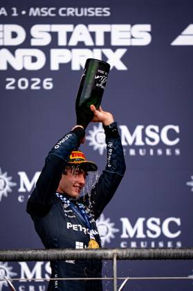October 25, 2026, Austin, United States: Andrea Kimi Antonelli (ITA) (Mercedes-AMG Petronas F1 Team) on the podium after the race of the Formula 1 United States Grand Prix 2026 at the Circuit of the Americas. Austin United States - ZUMAs197 20261025_aaa_s197_383 Copyright: xLucaxMartinix