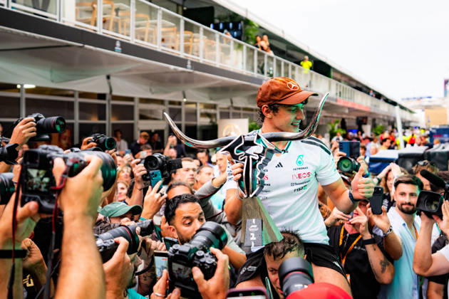 United States Grand Prix Podium - Austin ANDREA KIMI ANTONELLI 12 (ITA) of Mercedes-AMG PETRONAS Formula One Team (Mercedes-AMG F1 W17) celebrating his win with the Mercedes Team and a lot of media in the Paddock on Sunday during the Formula 1 United States Grand Prix 2026 at Circuit of The Americas in Austin, Texas, United States, on October 25, 2026. Photo by Antoine LAPEYRE Reveries Agency ABACAPRESS.COM Austin United States  Copyright: xAntoinexLapeyre ReveriesxAgency ABACAx
