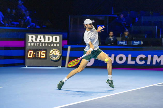 BASEL, SWITZERLAND, OCTOBER 26: Valentin Vacherot of Monaco hits a forehand against Mariano Navone of Argentina during Day 3 of the Swiss Indoors Basel at St. Jakobshalle on October 26, 2026, in Basel, Switzerland Copyright: xJustPictures.ch PascalxvonxBürenx jp-en-EuSpIm-Pavo_Fotografie-08913