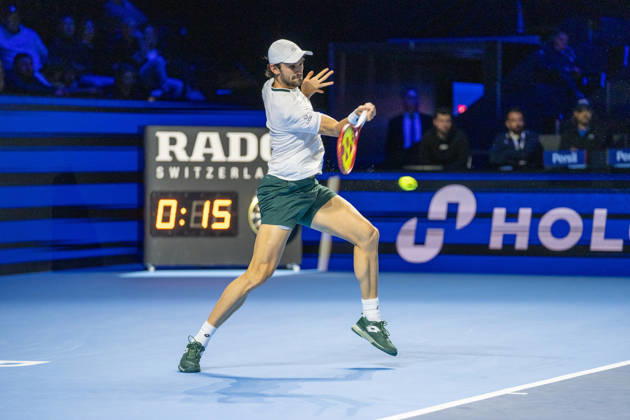 BASEL, SWITZERLAND, OCTOBER 26: Valentin Vacherot of Monaco hits a forehand against Mariano Navone of Argentina during Day 3 of the Swiss Indoors Basel at St. Jakobshalle on October 26, 2026, in Basel, Switzerland Copyright: xJustPictures.ch PascalxvonxBürenx jp-en-EuSpIm-Pavo_Fotografie-08955