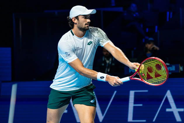 BASEL, SWITZERLAND, OCTOBER 26 — Valentin Vacherot of Monaco serves the ball against Mariano Navone of Argentina during Day 3 of the Swiss Indoors Basel at St. Jakobshalle on October 26, 2026, in Basel, Switzerland Copyright: xJustPictures.ch PascalxvonxBürenx jp-en-EuSpIm-Pavo_Fotografie-732115