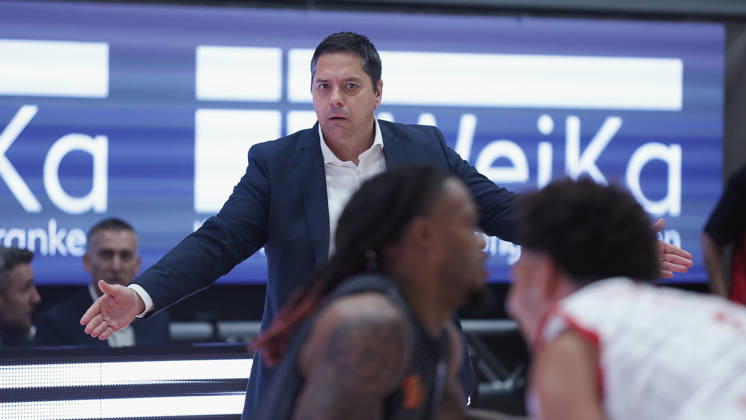Pictured: Head Coach Sasa Filipovski of the Würzburg Baskets looks surprised, October 26, 2026,Fitness First Würzburg Baskets vs. NINERS Chemnitz, easyCredit BBL, Matchday 6, Germany, 97072, tectake Arena Würzburg, Copyright: HMBxMedia xJulienxBecker